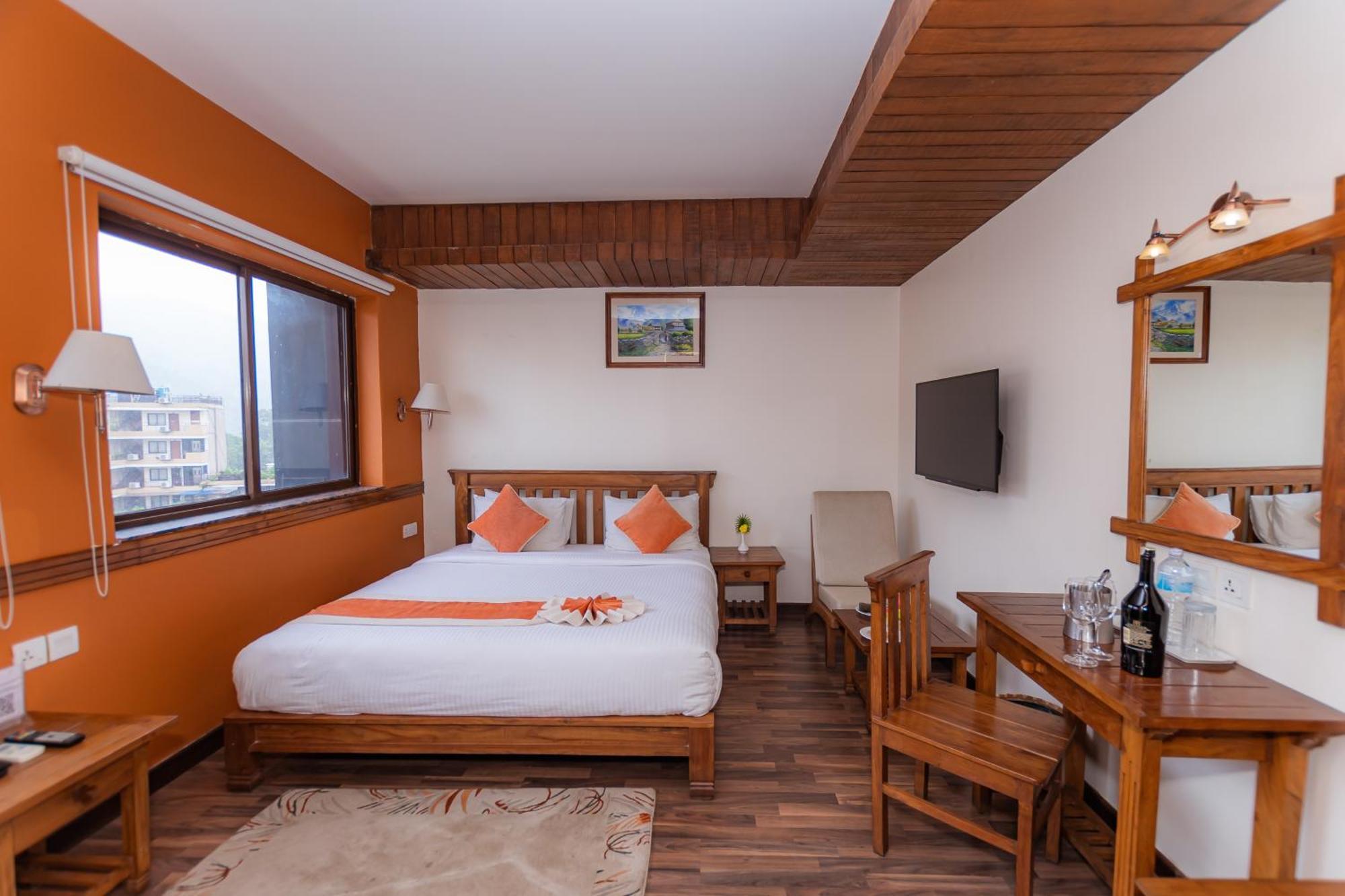 Pokhara Batika Hotel Exterior photo