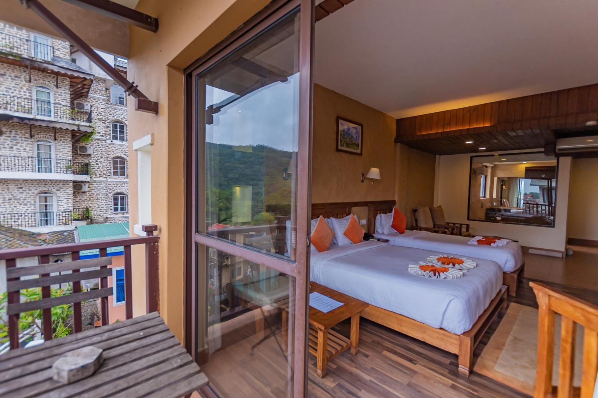 Pokhara Batika Hotel Exterior photo