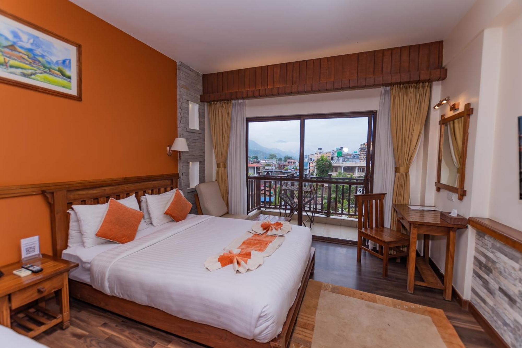 Pokhara Batika Hotel Exterior photo