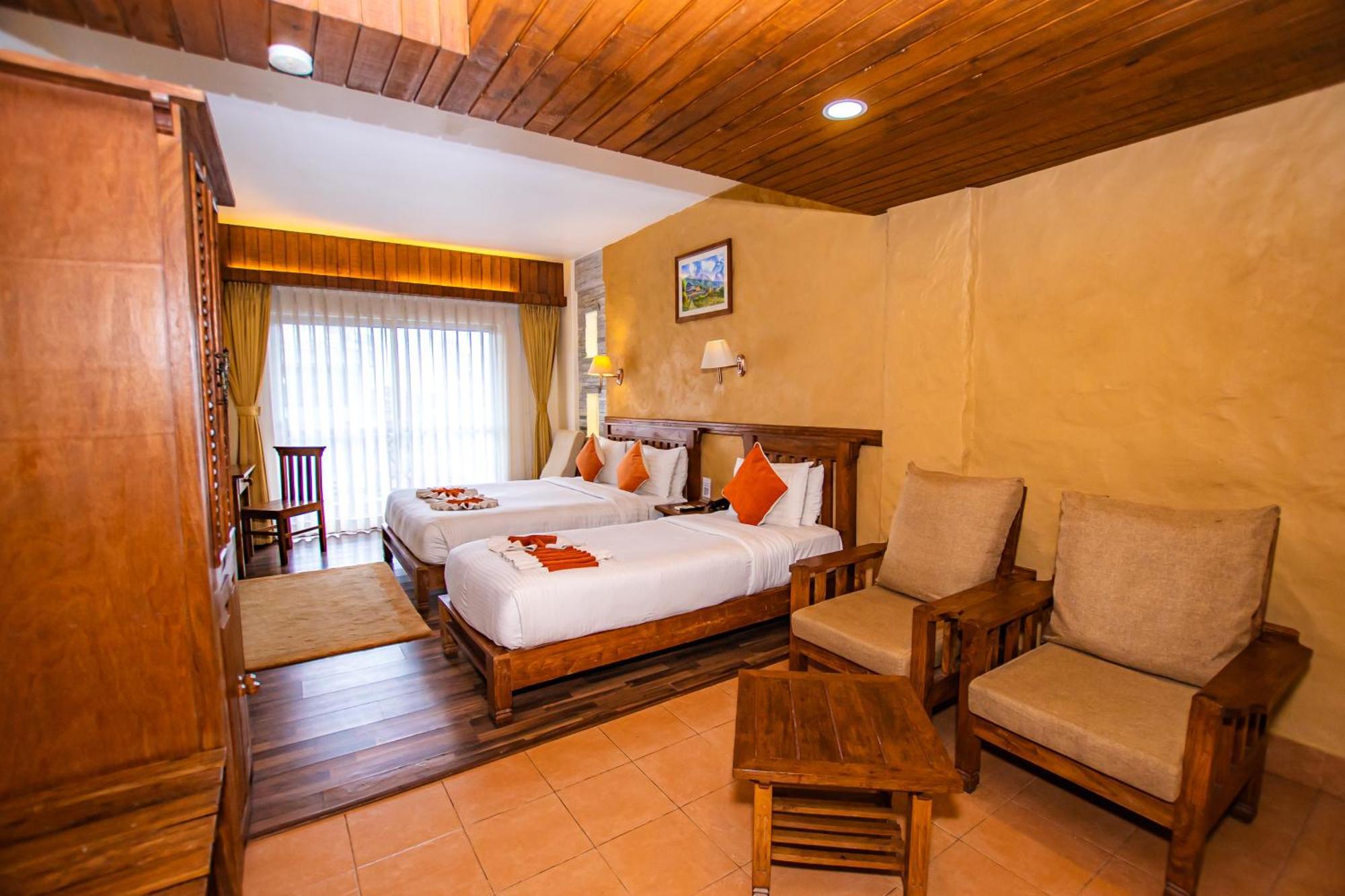 Pokhara Batika Hotel Exterior photo