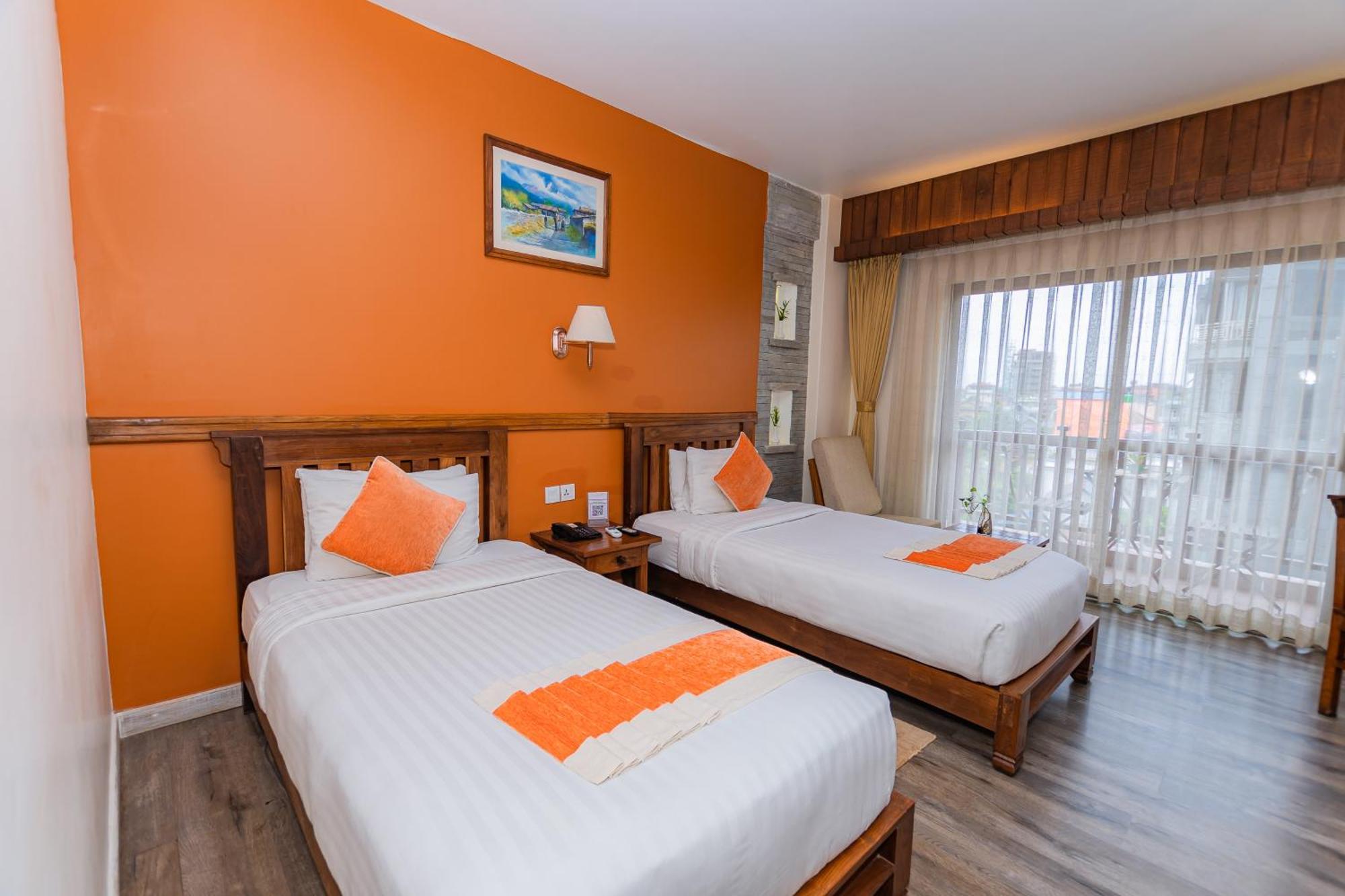 Pokhara Batika Hotel Exterior photo