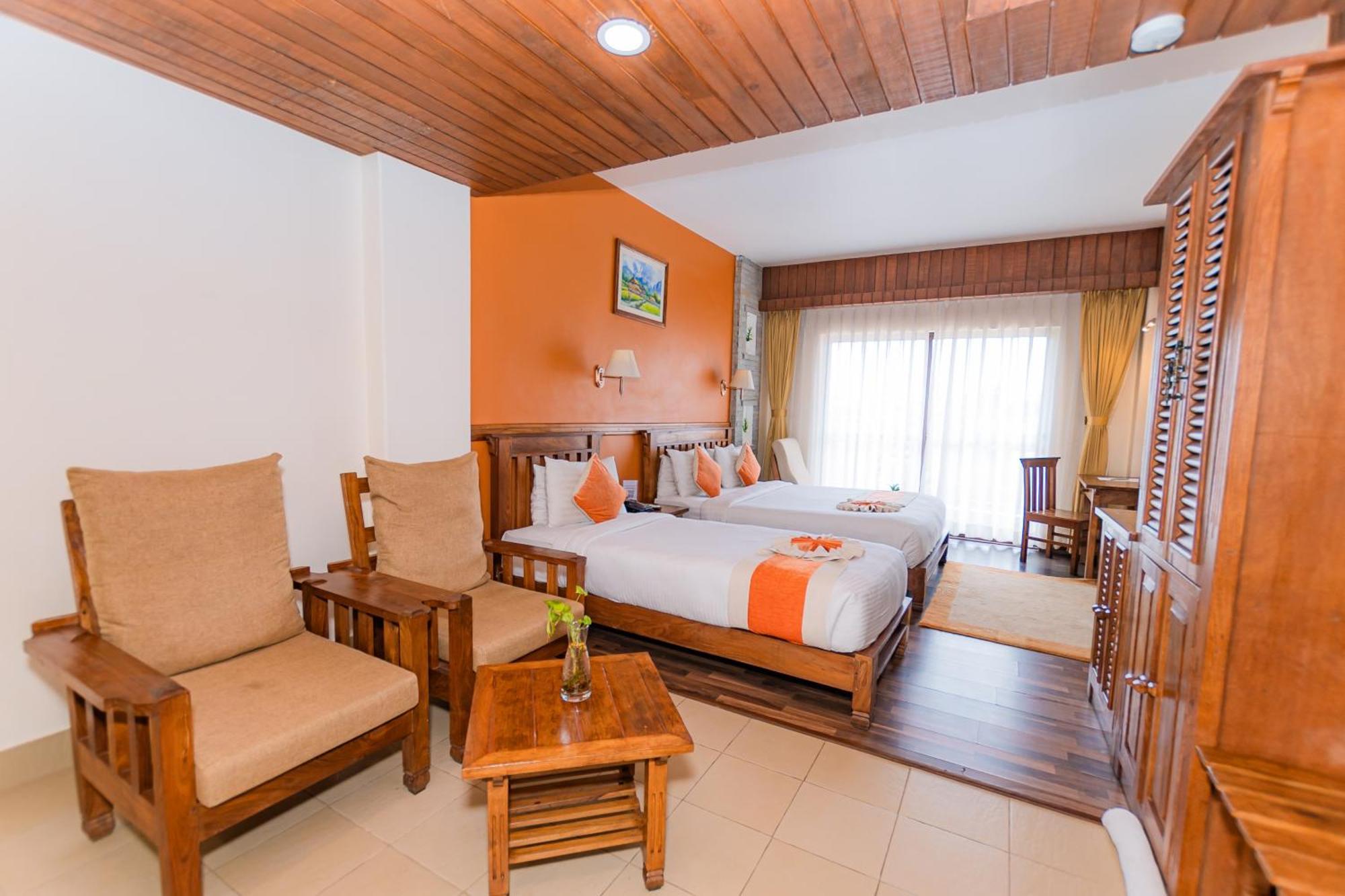 Pokhara Batika Hotel Exterior photo